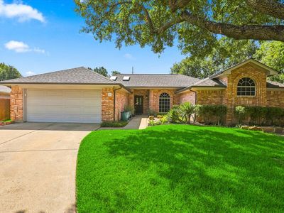 3 Roaring Creek Ct