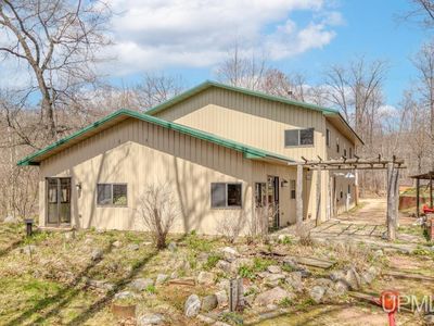 W9565 Pike Plains Rd