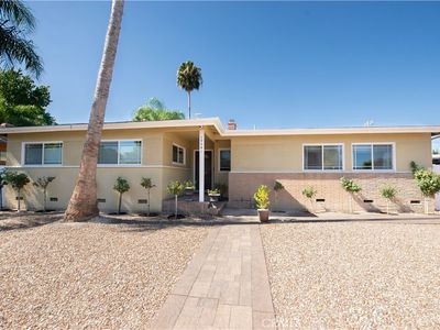 Property at 19541 Victory Blvd, Reseda, CA