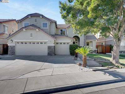 1841 Lynn W Riffle St