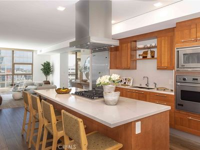 9 Macarthur Pl Unit 1404