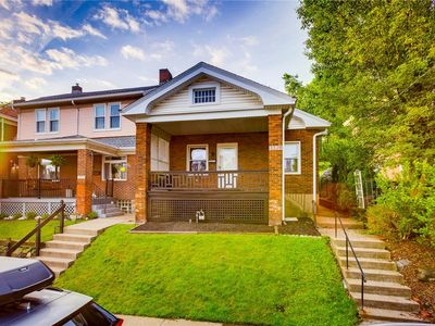 3339 Latonia Ave