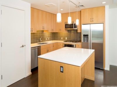 35 E 100 S APT 1409