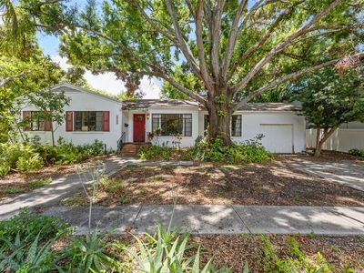 4008 W El Prado Blvd