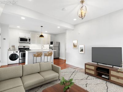 104 Thorndike St #3