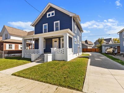 1037 White Rock AVENUE
