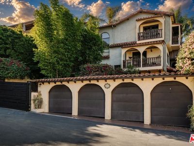 3249 Bennett Dr