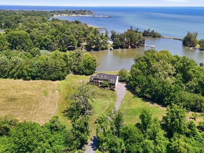 1810 Love Point Rd