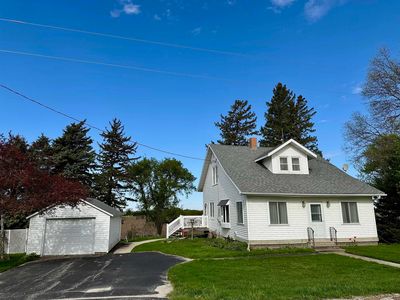 3357 Locust Rd