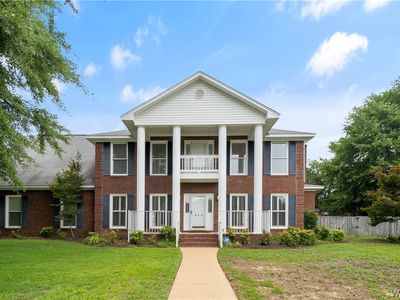 814 Amberwood Dr