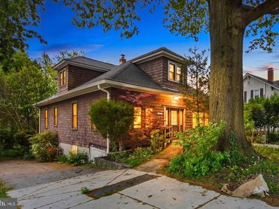 3020 Taylor Ave