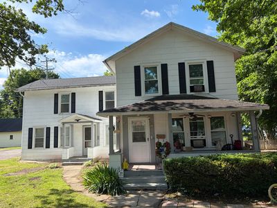 8 E South St #8