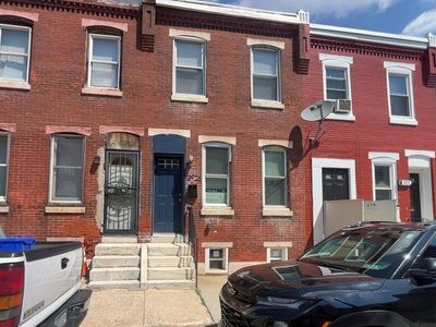 3925 Reno St