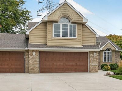 Property at 6585 Promontory Dr, Eden Prairie, MN