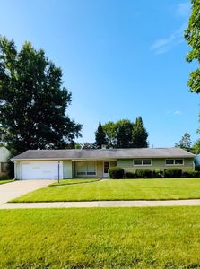 4103 Crestview Dr