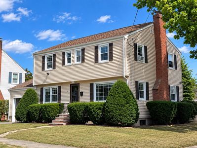 15 Puritan Rd
