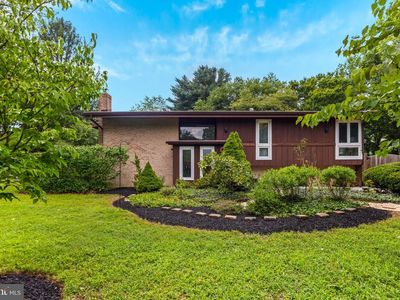 2418 Derby Dr