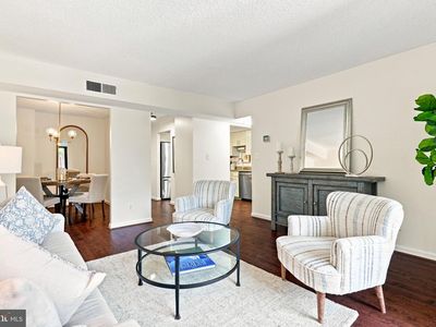 805 N Howard St APT 121
