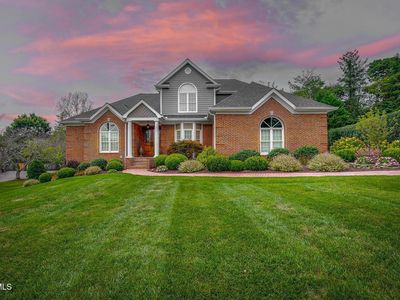 2021 Buckingham Ct