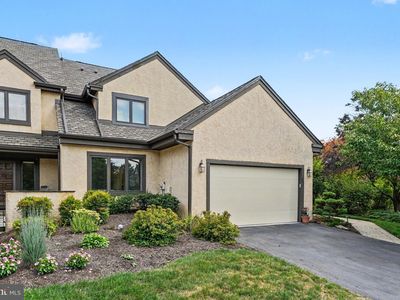 944 Hedgerow Ct