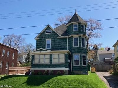 125 N Bentley Ave