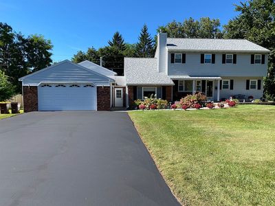 36 Tamarack Ln