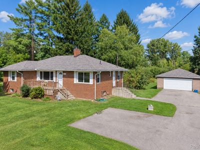 Property at 2432 W Farrand Rd, Clio, MI