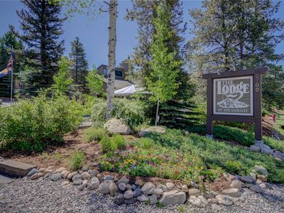 2700 Village Dr #F303