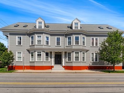 66 Essex St #1
