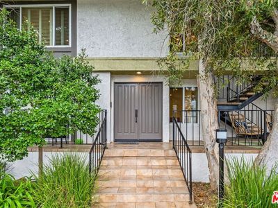 904 5th St APT 1