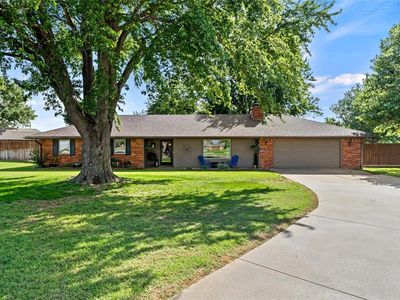 2121 Lyle Rd