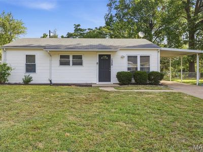 1329 Dominica Dr
