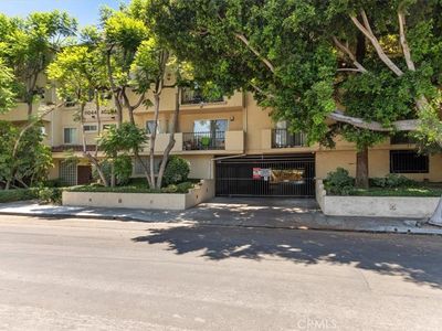 11044 Acama St UNIT 202