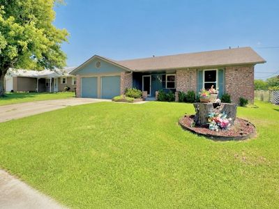 143 S 169th East Ave