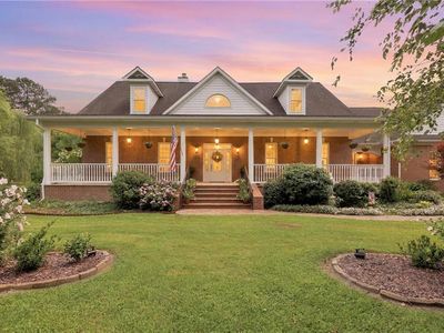 377 Homestead Rd
