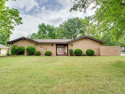 2915 Whippoorwill Ln