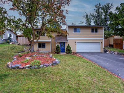 2405 Highwood Dr