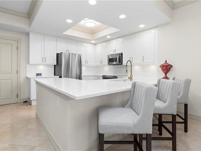 4761 West Bay BLVD #1102