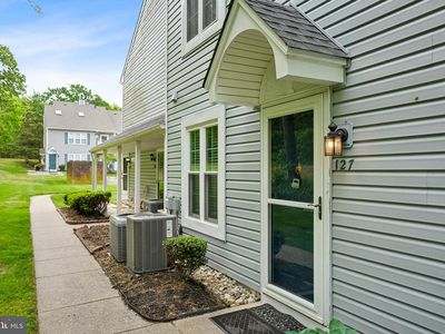 127 Devonshire Ct