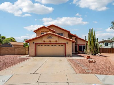 6932 W CHARTER OAK Road