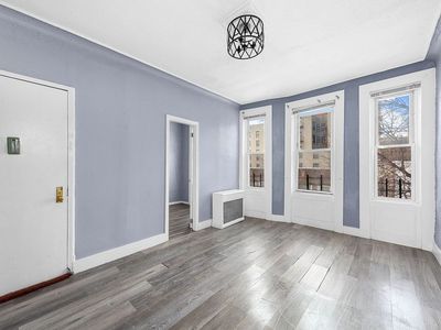 1070 Grant Ave #3FAM