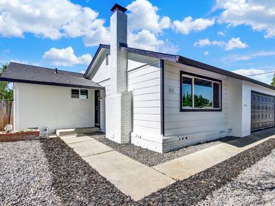 831 Meadowlark Drive