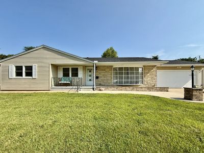 Property at 7 Edgewood Dr, Kewanee, IL