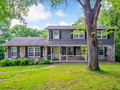 817 Fox Chase Ln
