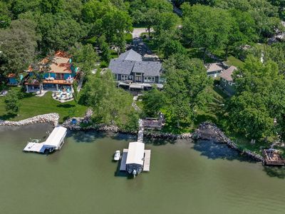 4185 Panorama Dr