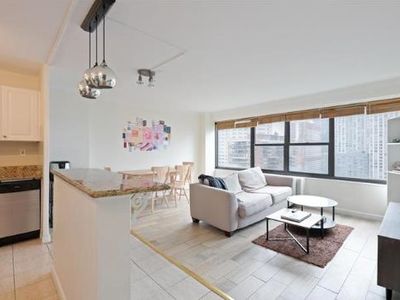 135 Montgomery St APT 20H