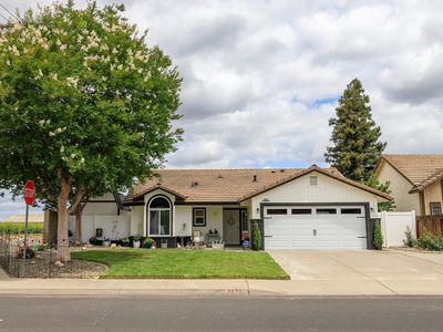 5433 Nanette Dr
