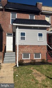4012 W Garrison Ave