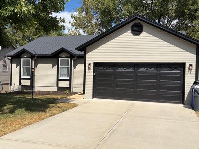 1506 W Prairie Ter