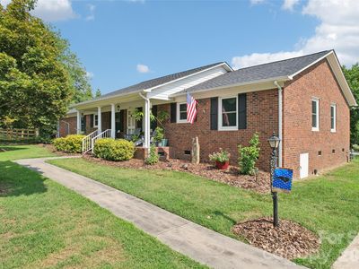 2004 Battle St